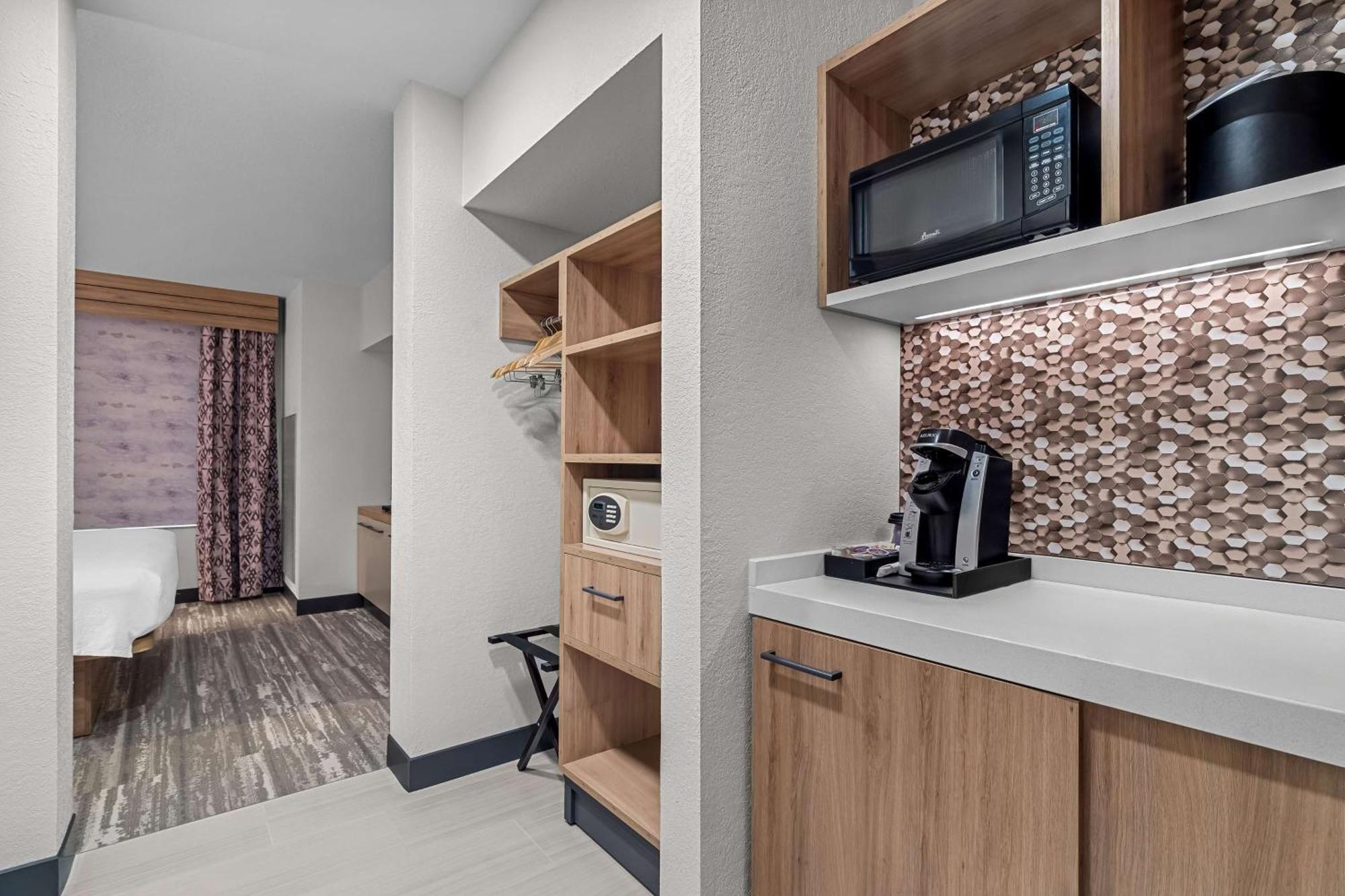 Hilton Garden Inn Картерсвилл Экстерьер фото